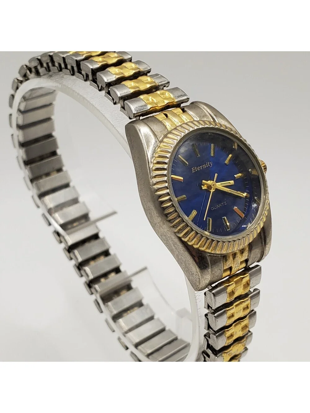 Enternity Quartz Watch Womens 25mm Blue Dial Stretch Band New Battery